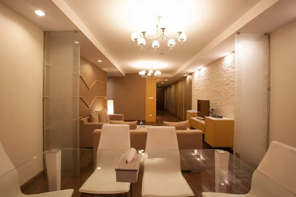Бангкок: 4D 3bedrooms 2 Bath Downtown Bangkok Near Bt Mrt