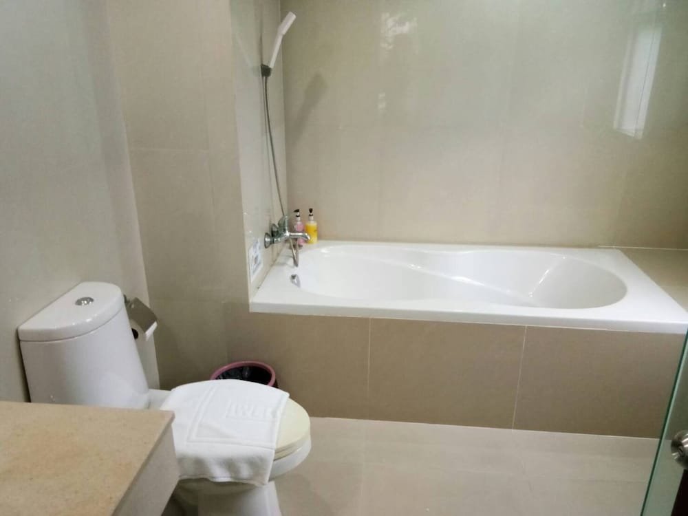 Бангкок: 4D 3bedrooms 2 Bath Downtown Bangkok Near Bt Mrt
