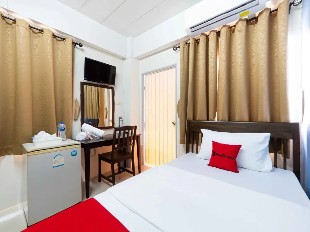 Чонбури: Si Fah at Bangsaen Hotel
