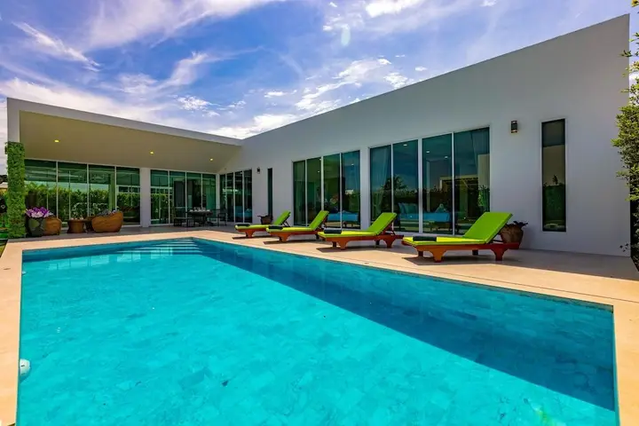 Хуахин: Modern Tropical 4 Bedroom Pool Villa KH-B5