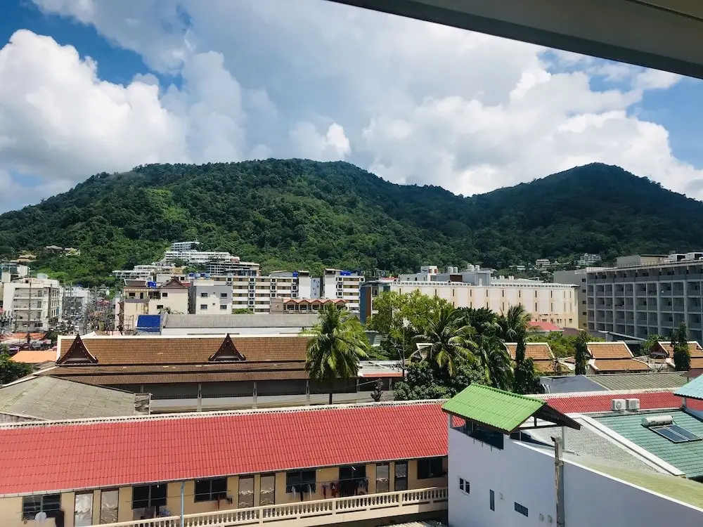 Кату: ME Hotel Beach View - Hostel