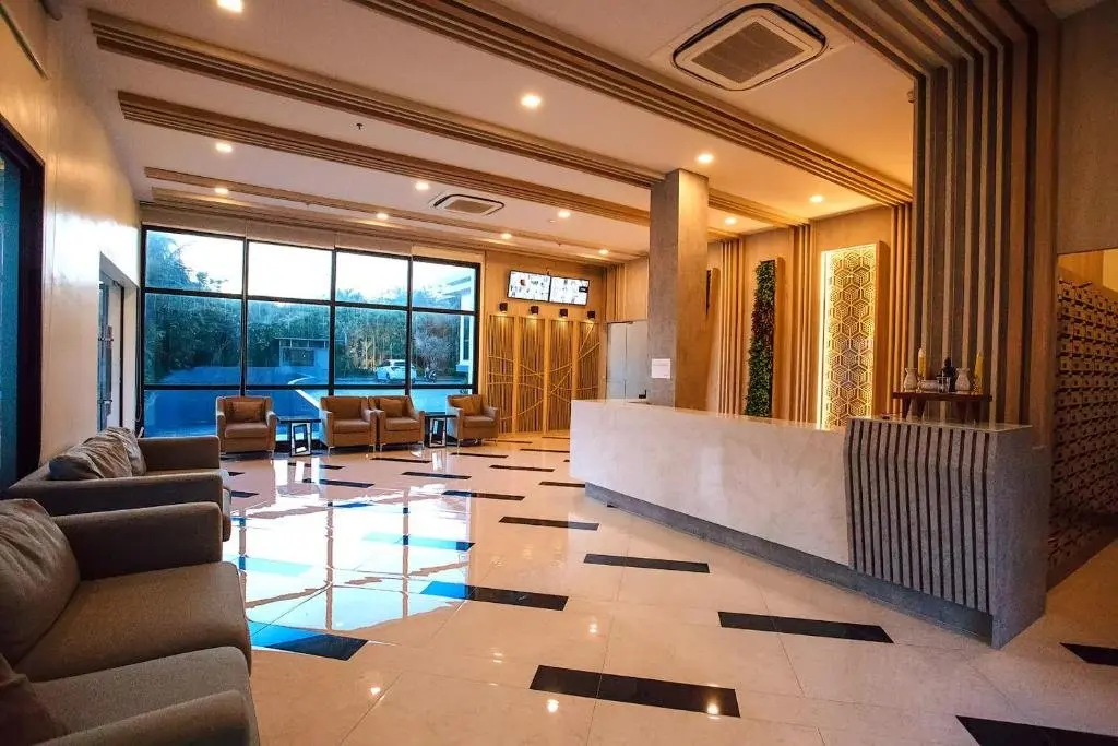 Паттайя: Dusit Grand Condo View by VIK