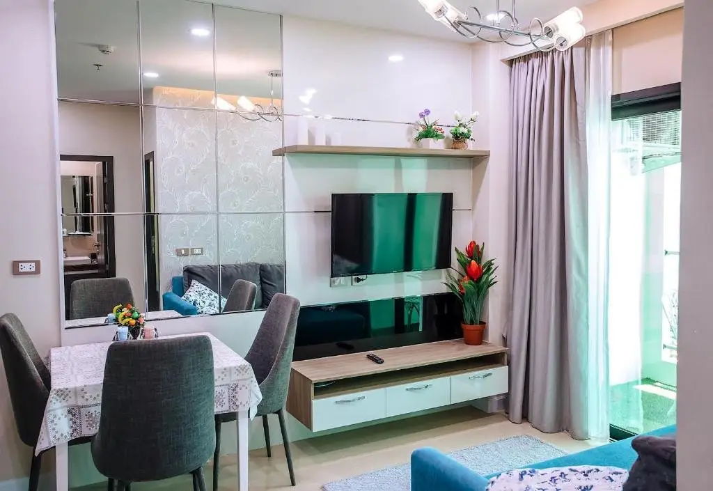 Паттайя: Dusit Grand Condo View by VIK