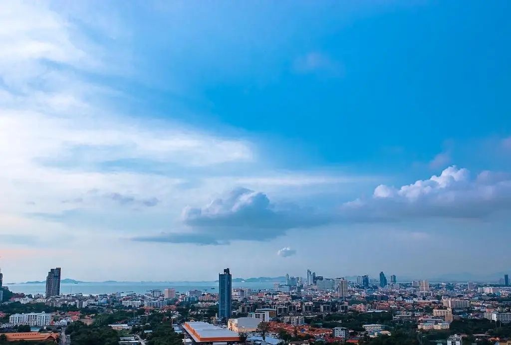 Паттайя: Dusit Grand Condo View by VIK