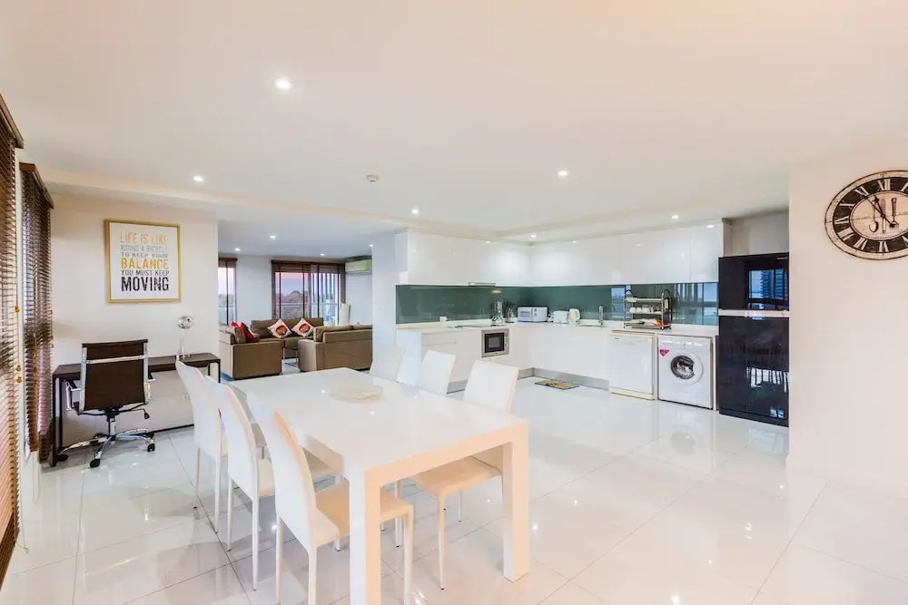 Паттайя: The Place Pratumnak By Pattaya Sunny Rentals
