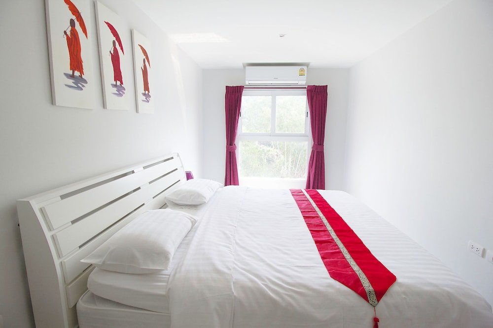 Паттайя: The Place Pratumnak By Pattaya Sunny Rentals