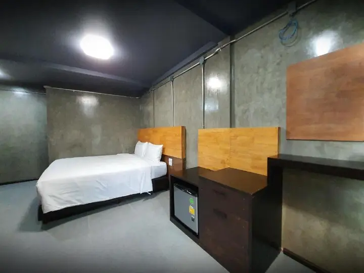 Бангкок: Billions loft Inn