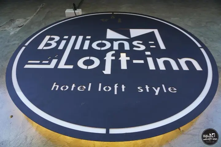 Бангкок: Billions loft Inn