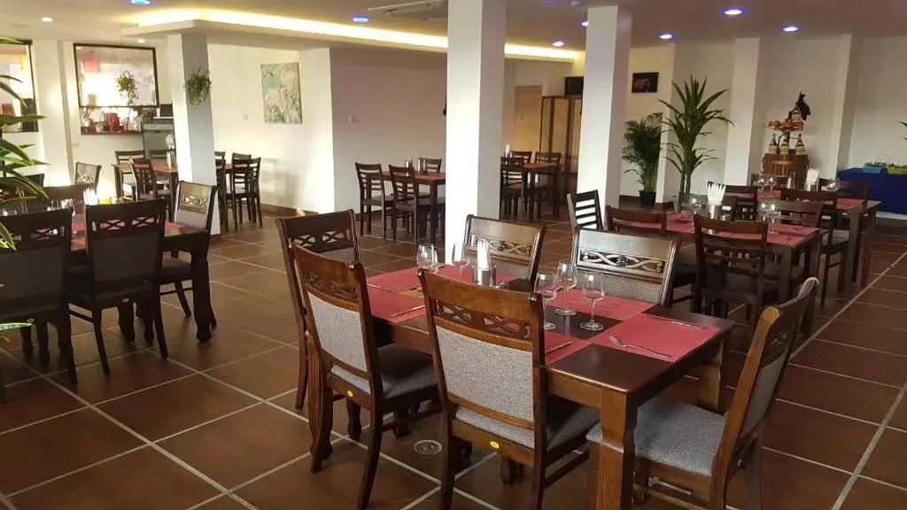 Кату: La Capannina Ristorante & Hotel Patong
