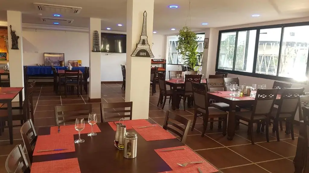 Кату: La Capannina Ristorante & Hotel Patong