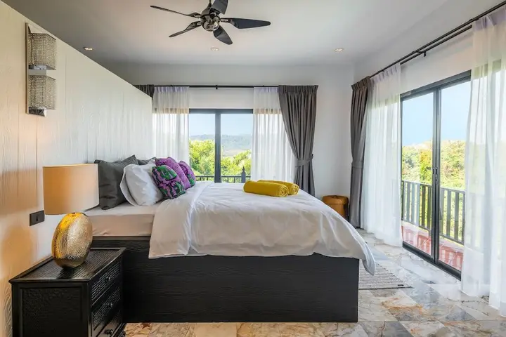 Тхаланг: Picturesque 4br Cape Yamu Pool Villa