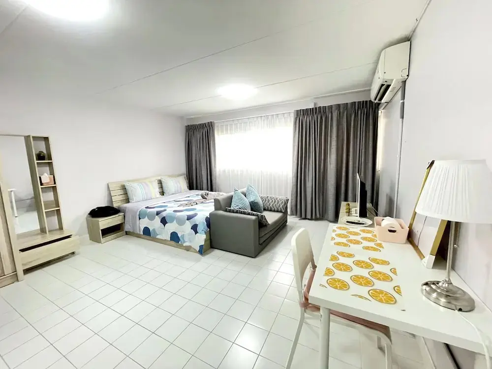 Паккрет: Impact Muangthong Condo C3 by Miles