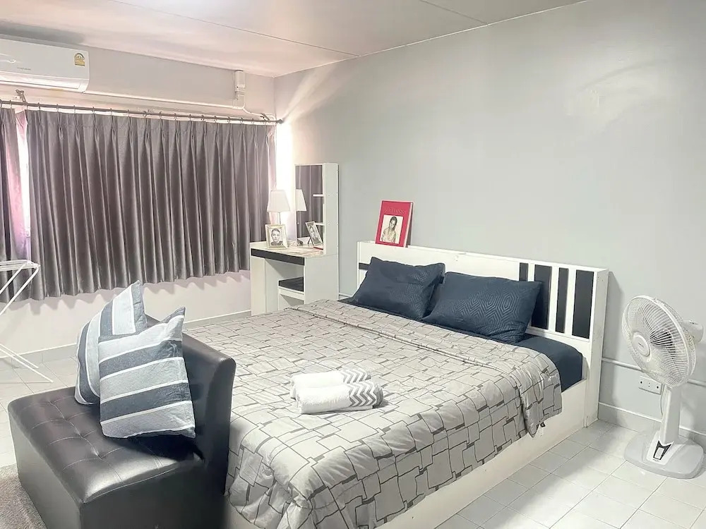 Паккрет: Impact Muangthong Condo C3 by Miles
