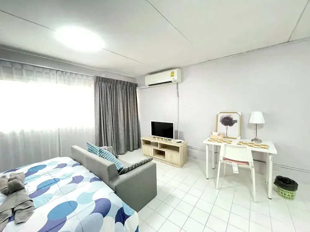 Паккрет: Impact Muangthong Condo C3 by Miles