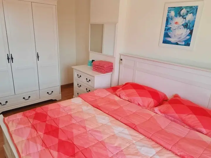 Удонтхани: 1 Double Bedroom Swimming Pool Apartment for Rent in Udonthani With Gym Laundry