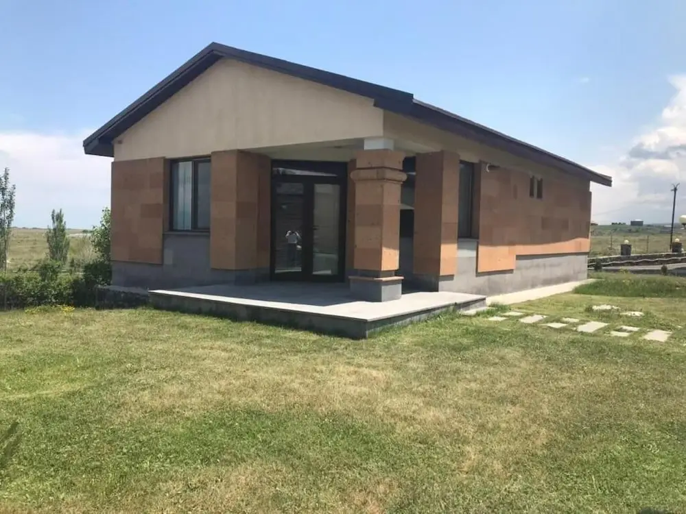 Севан: Tsovasar Family Rest Complex