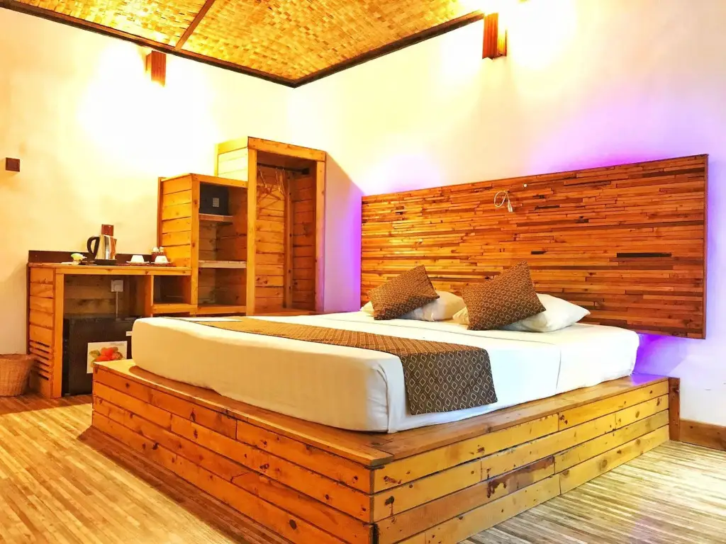 Атолл Алиф-Алиф: Yonder Retreat Folhudhoo