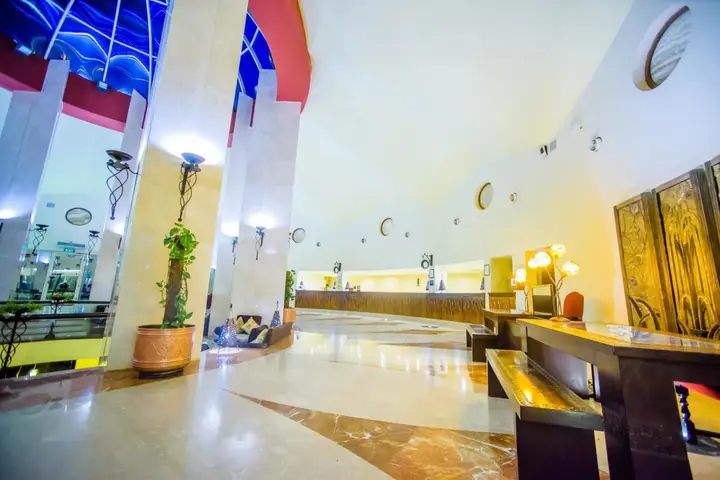 Мерса-Матрух: Carols Beau Rivage Hotel