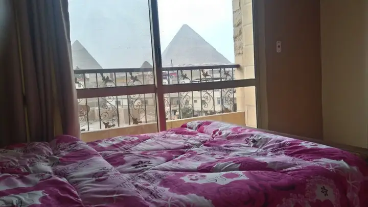 Гиза: Happy days pyramids inn