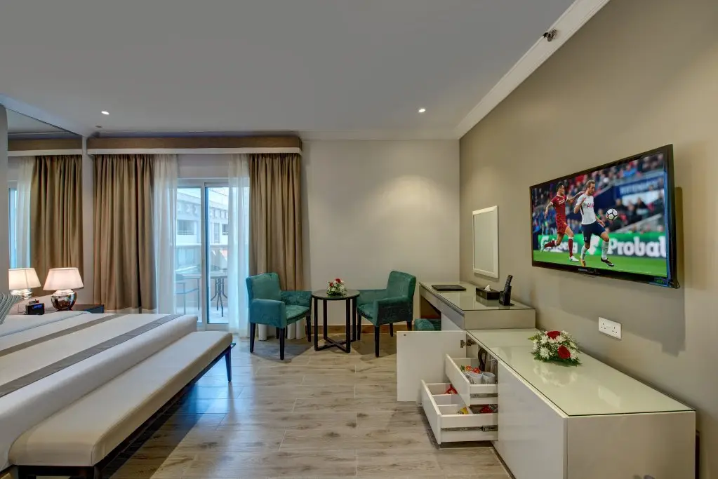 Дубай: The Soho Hotel