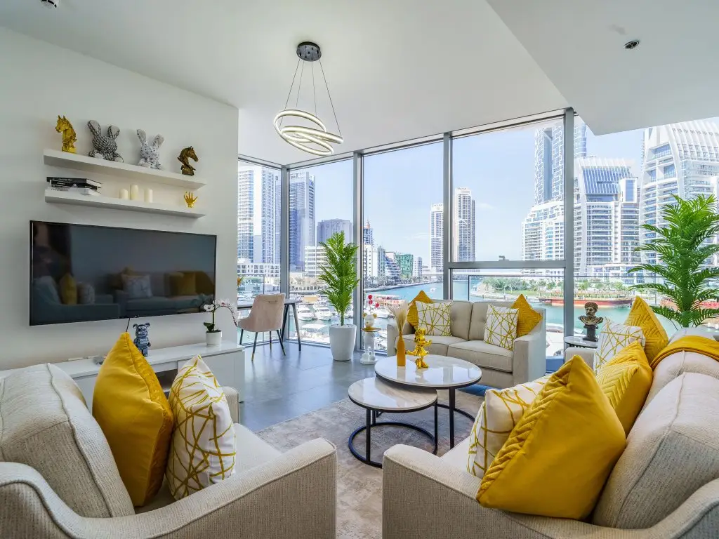 Апартаменты Lavish 2BR with Balcony | Full Marina View — фото 1