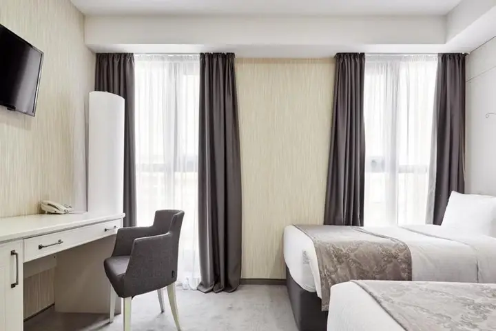 Тбилиси: Gallery Palace Hotel Mimino