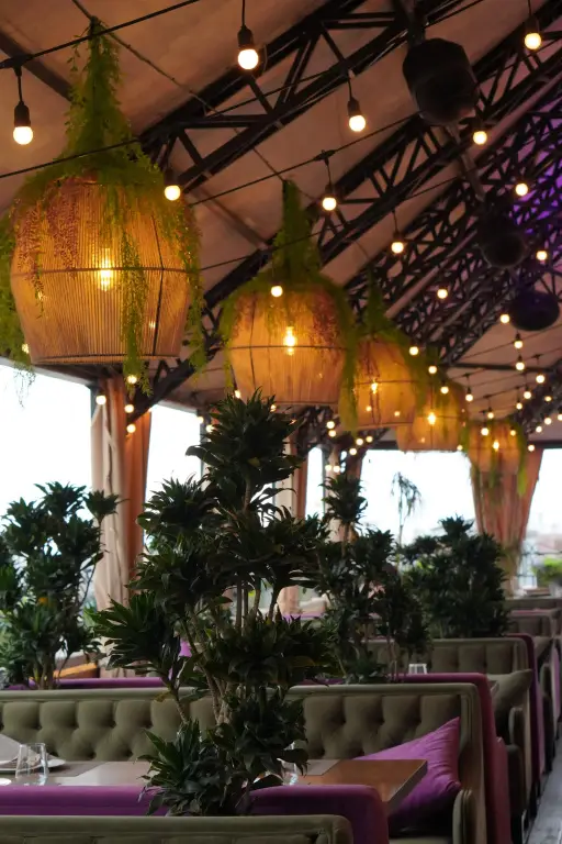 carousel image 3