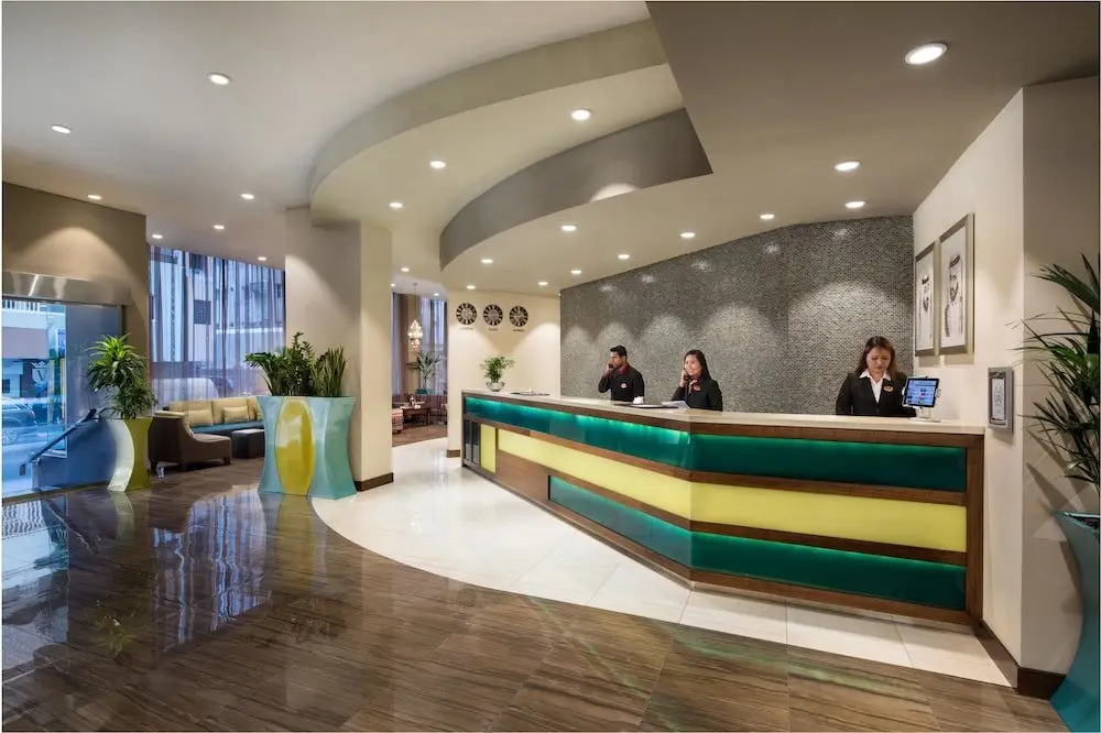 Дубай: Savoy Crest Hotel Apartment