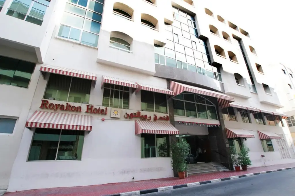 Дубай: Royalton Hotel