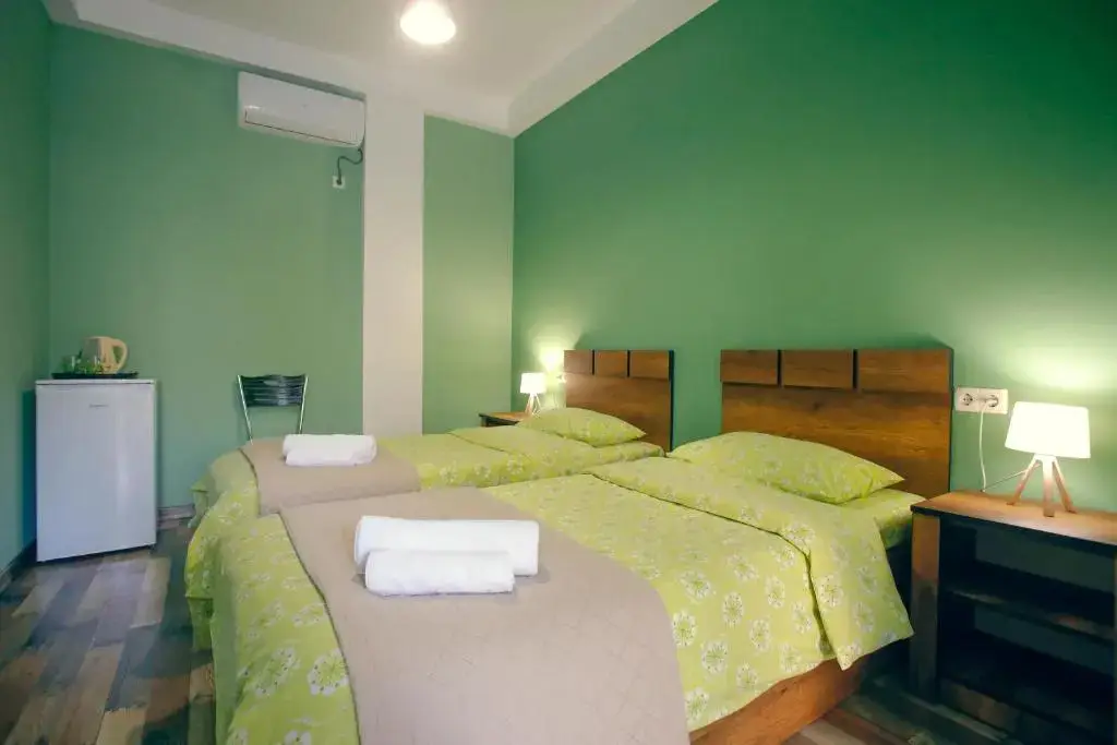 Кутаиси: Hostel "Paradise Road"