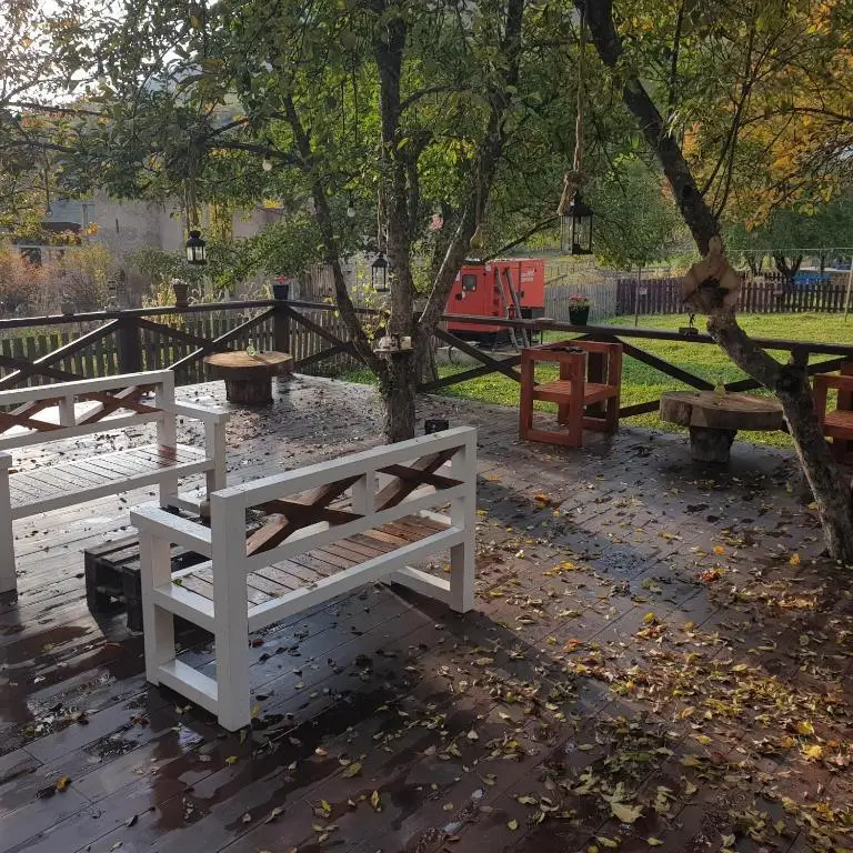 Местиа: Ioska's House