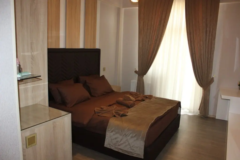 Нафталан: Gold&SPA Naftalan