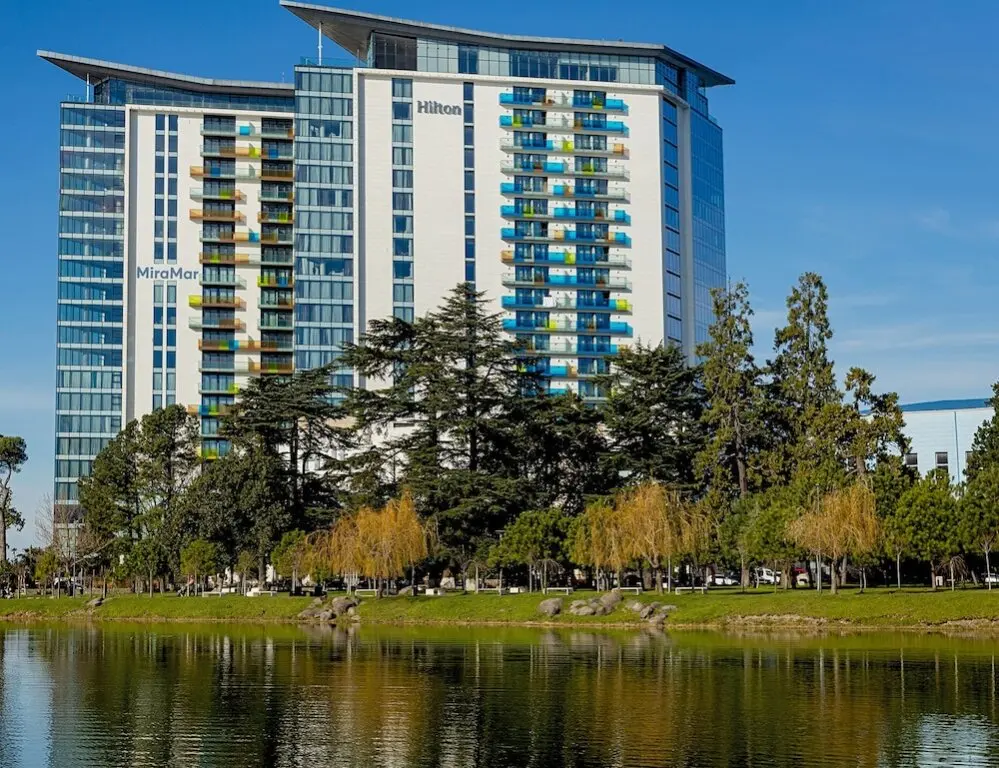 Батуми: MiraMar Luxury Residences
