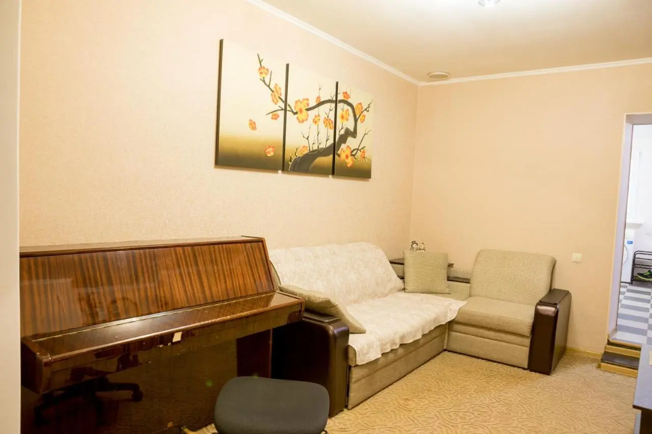 Пятигорск: ЦЕНТР курортной зоны квартира с ПИАНИНО