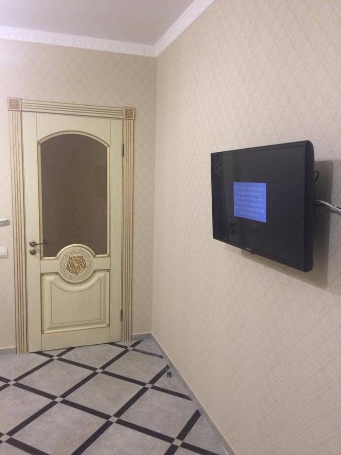 Ессентуки: Apartment on Pyatigorskaya 7