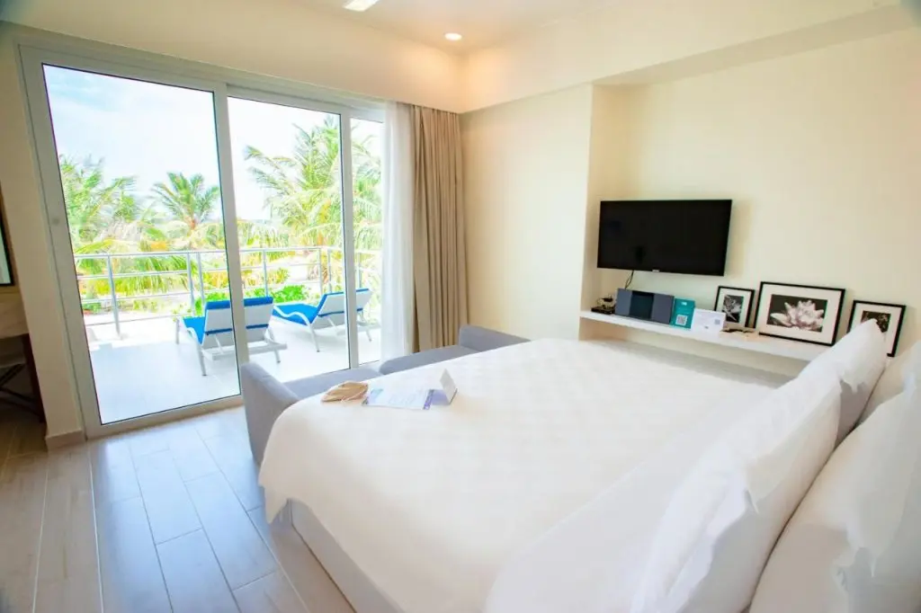 Южный Мале Атол: Holiday Inn Resort Kandooma Maldives by IHG