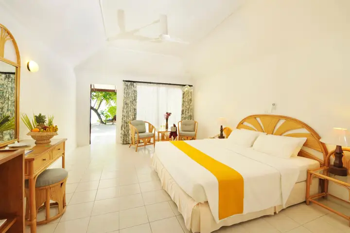 Диффуши: Holiday Island Resort & Spa