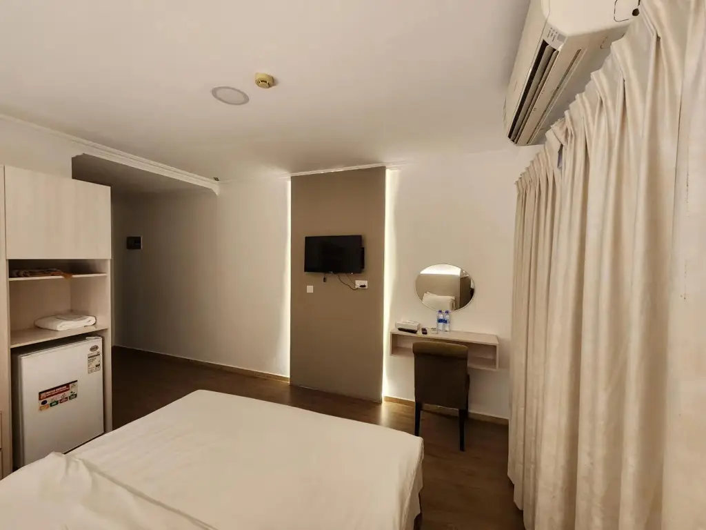 Шарджа: Sharjah International Airport Hotel