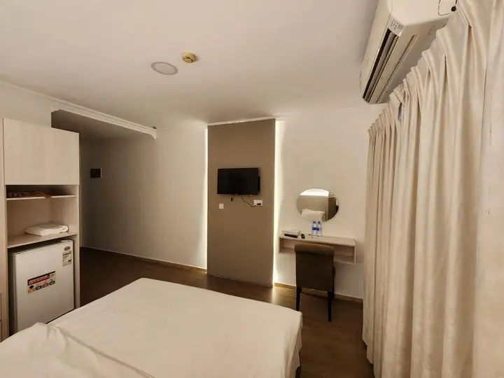Шарджа: Sharjah International Airport Hotel