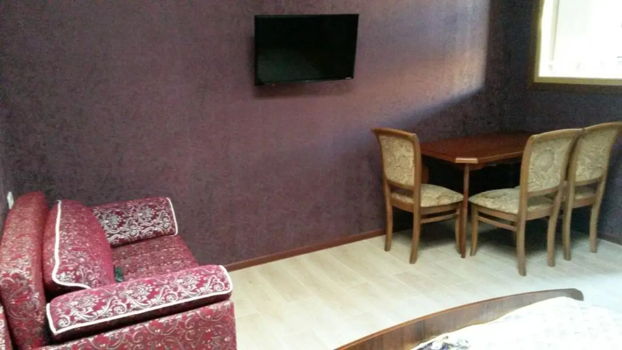 Кисловодск: Apartments on Krasnoarmeyskaya 6
