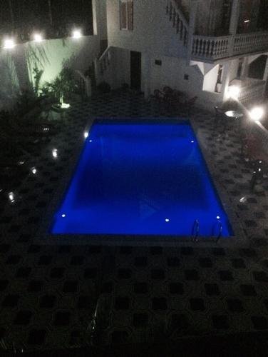 Гонио: Hotel zura