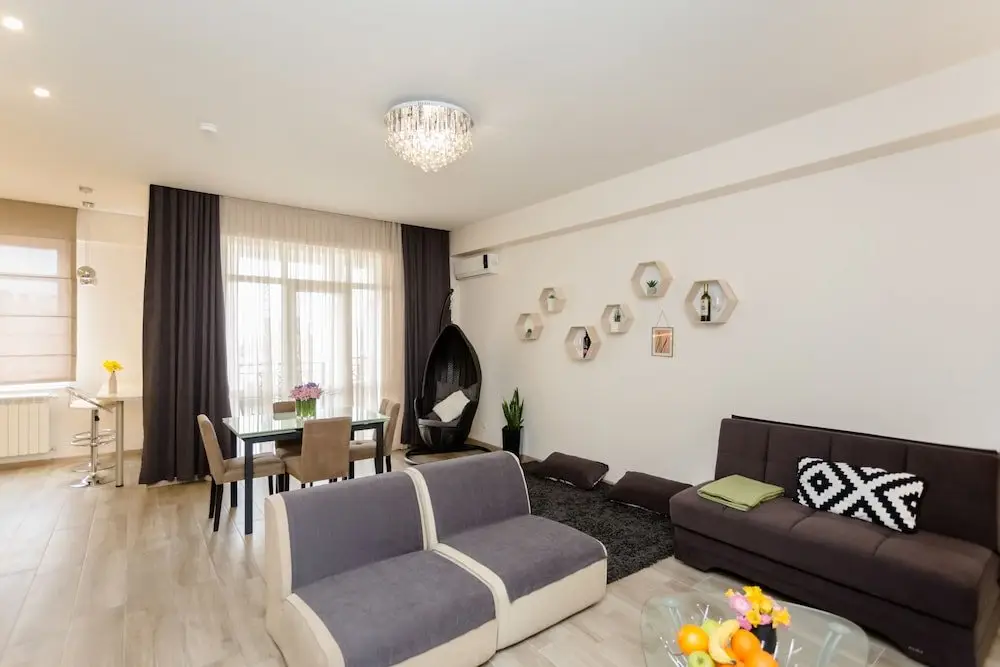 Тбилиси: Falcon Apartments - Rustaveli