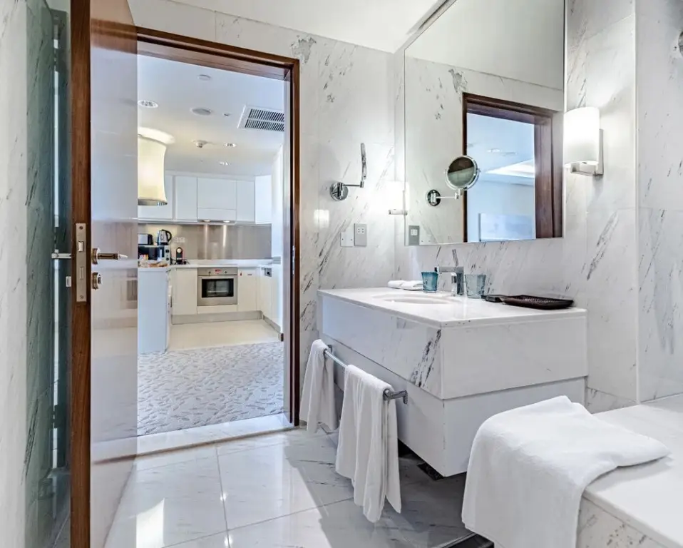 Дубай: The address dubai mall Luxury 1bed balcony