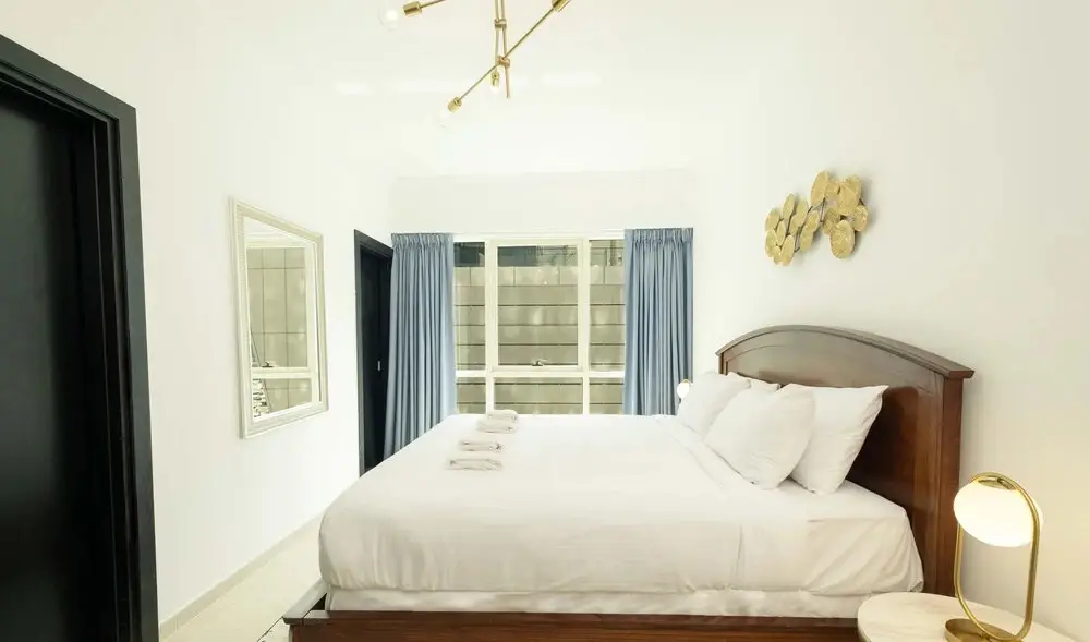 Дубай: LUX  The Yacht View Suite Dubai Marina