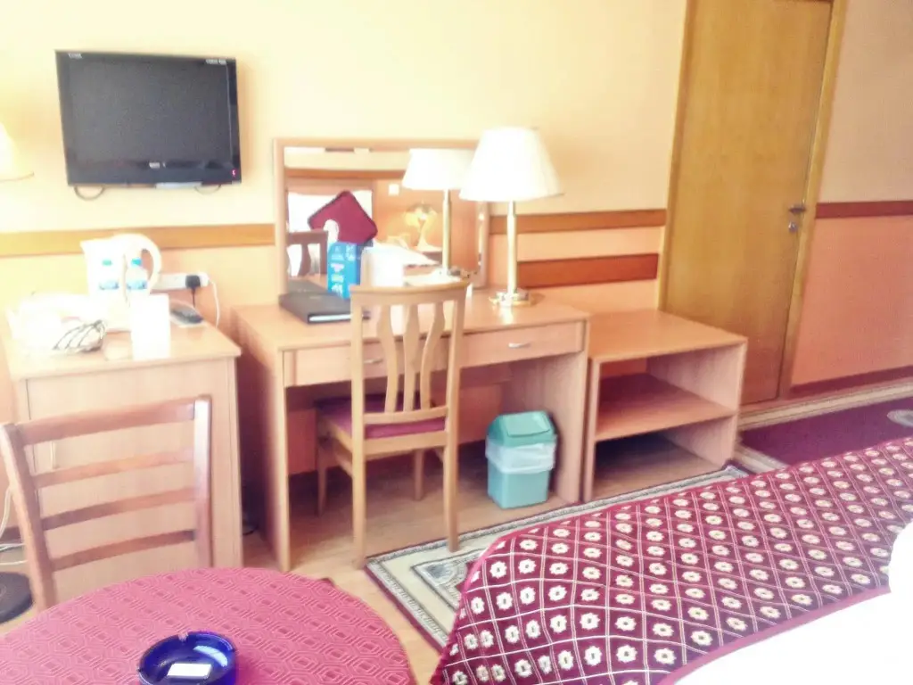 Дубай: California Hotel