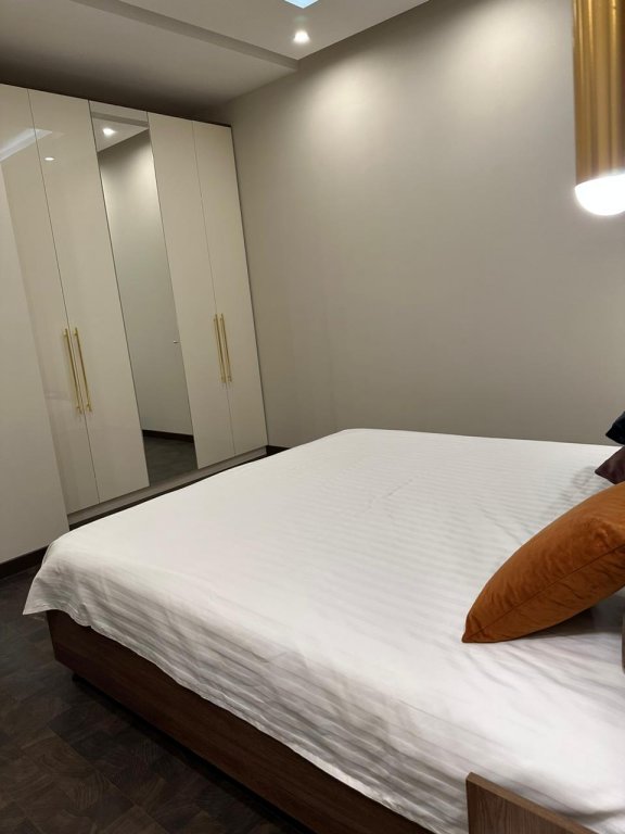 Ереван: Апартаменты Dinapartment