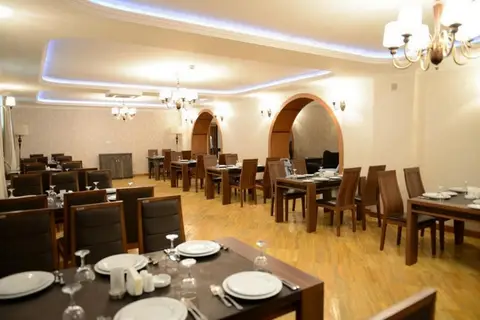 Qebele Yeddı Gozel Hotel — фото 1