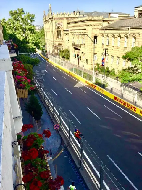 Отель Rotterdam Hotel Baku — фото 1