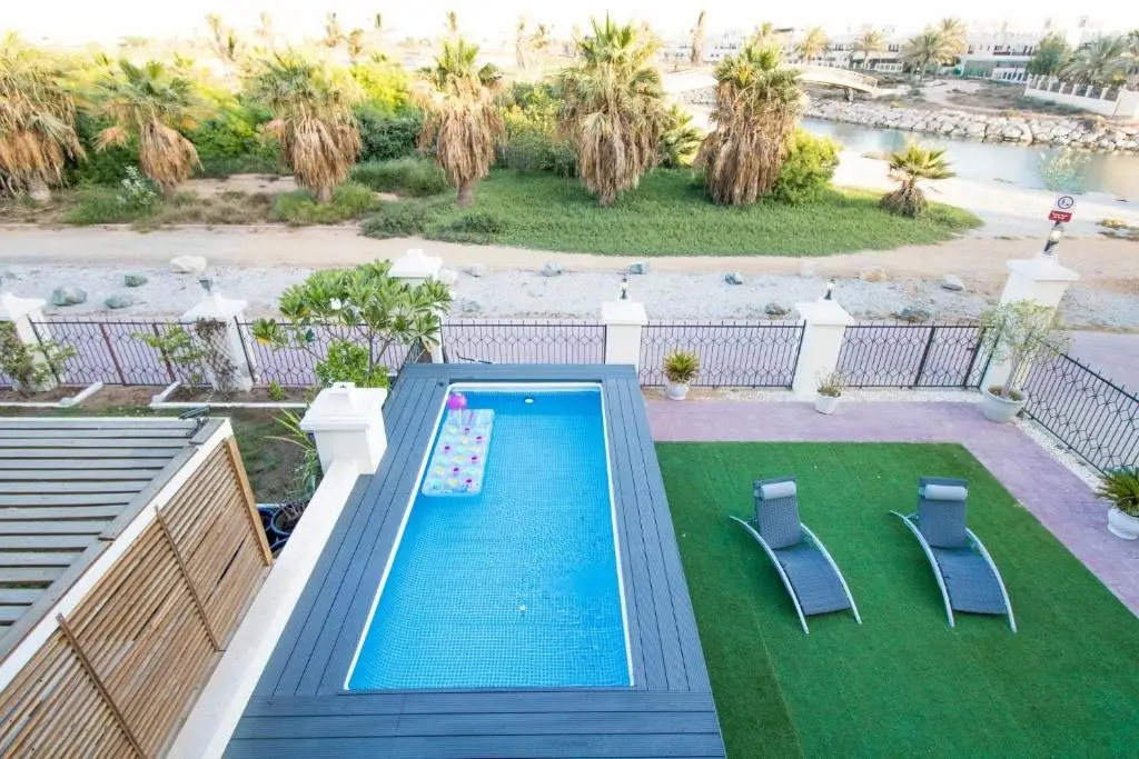 Рас-эль-Хайма: Вилла Fairways 5 Bedroom Villa with Plunge Pool and BBQ