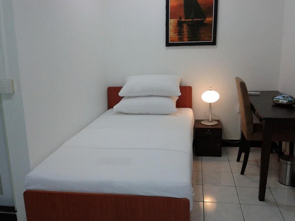 Атолл Фаафу: Apquo Veli Hotel Nilandhoo